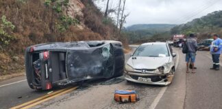 Três veículos se envolvem em acidente entre João Monlevade e Rio Piracicaba
