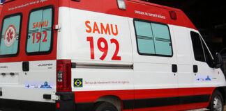 Motociclista morre após bater contra mureta na praça Acrísio Alvarenga em Itabira