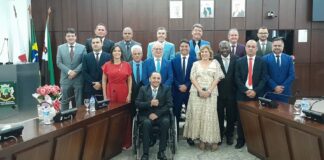 Vereadores, Prefeito e Vice-prefeita tomam posse em João Monlevade