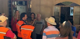 Duas famílias resistem a deixar área de risco de barragem em Brumadinho