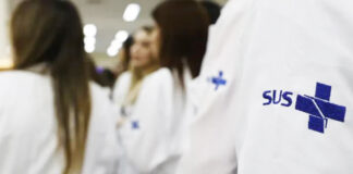 Planos de saúde deverão atender pacientes do SUS e ajudar a reduzir filas