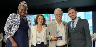 São Gonçalo do Rio Abaixo recebe prêmio de excelência na educação