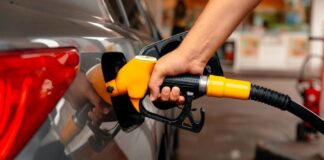 Governo publica decreto com subsídio de R$ 0,44 por litro da gasolina