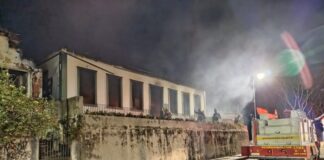 Incêndio destrói prédio histórico da Secretaria de Saúde em Santa Bárbara