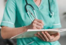 Pesquisa revela que 95% dos enfermeiros já sofreram violência no trabalho