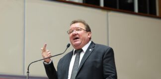 Deputado cobra da Vale ampliação do trem noturno e operação durante todo o ano