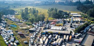 Caminhoneiros convocam paralisação nacional para 4 de dezembro
