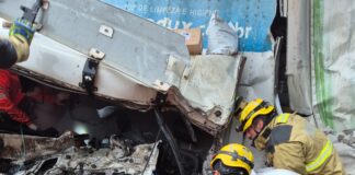 Motorista da colisão frontal na BR-381 é transferido para BH pelo helicóptero Arcanjo