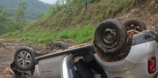 Homem furta carro, desobedece ordem de parada e capota após perseguição na BR-381, em Nova Era