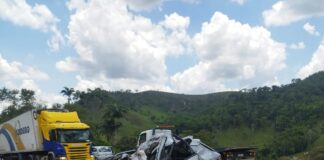 Ultrapassagem perigosa resulta em acidente com morte na BR-381 em Nova Era
