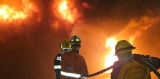 Brigada Voluntária é denunciada após atuar em incêndio no galpão da Lastro