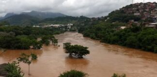 Chuva constante deixa população em alerta para aumento do nível do Rio Piracicaba