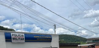 Menor é apreendido com munições e motocicleta no Centro de São Domingos do Prata