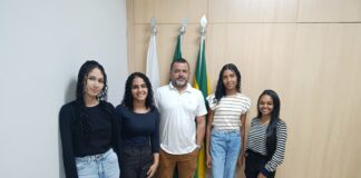 Câmara de São Gonçalo dá posse a quatro novos jovens do Aprendiz Legal