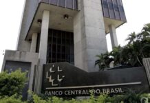 Banco Central mantém juros básicos em 15% ao ano pela quinta vez seguida