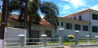 Colisão na MG-129 mobiliza múltiplas equipes de resgate e deixa três homens feridos em Santa Bárbara