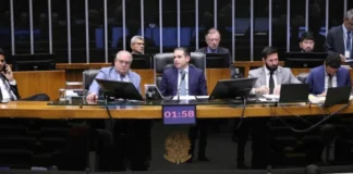 Plebiscito sobre maioridade penal fica fora da PEC da Segurança