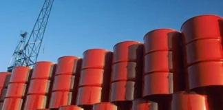 Petróleo dispara e se aproxima de US$ 120 o barril; Bolsas têm forte queda