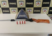 Polícia Militar apreende espingarda e munições após perseguição em Rio Piracicaba