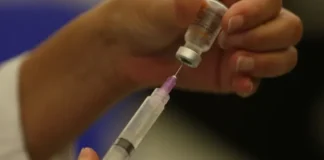 Minas Gerais antecipa vacinação contra a gripe Vacina protege contra Influenza A e B, além de outros vírus respiratórios • Tânia Rêgo/ Itatiaia