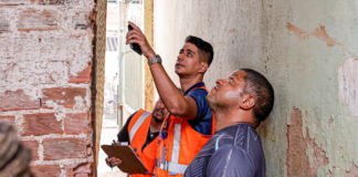 Engenheiros voluntários do Crea-MG superam 4 mil vistorias após chuvas na Zona da Mata