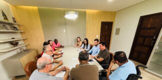 Pavimentação de via no Jacuí avança com assinatura de ordem de serviço