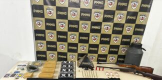 Dupla é presa com drogas, armas e munições no bairro Boa Vista