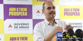 Mateus Simões sanciona reajuste salarial de servidores estaduais