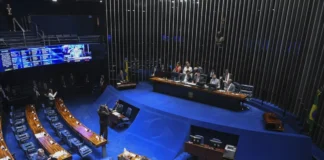 Senadores apresentam PEC alternativa à da Câmara sobre escala 6 x 1