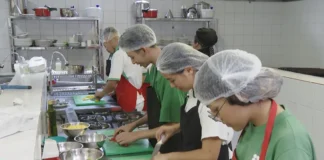 Desemprego até maio cai para 5,6%, o menor já registrado no período