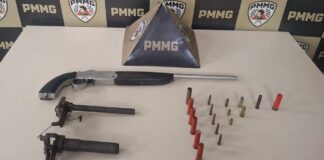 Arsenal apreendido após denúncias de disparos e tráfico de drogas no Laranjeiras