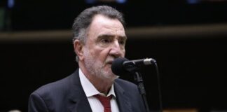 PT e PSB fecham aliança para candidatura de Patrus ao Governo de Minas
