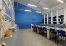 Primeira escola pública bilíngue de Minas Gerais é inaugurada em Rio Piracicaba após reconstrução