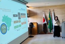 Servidores participam de capacitação sobre impactos da Reforma Tributária nos municípios