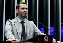 Pesquisa em Minas Gerais aponta liderança de Cleitinho e aprovação de 52% para gestão Zema