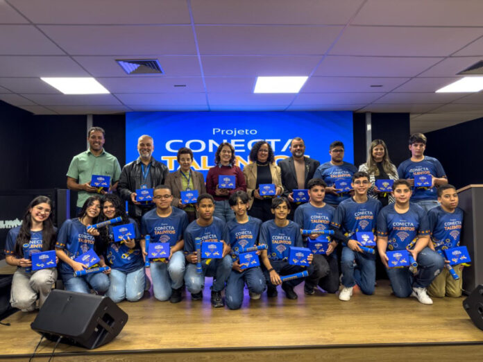 conecta-talentos-forma-primeira-turma-de-robotica-e-incentiva-jovens-a-inovacao-em-sao-goncalo-do-rio-abaixo
