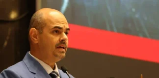 Mateus Simões oficializa candidatura à reeleição em Minas; vice ainda não foi definido