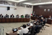 Caos no trânsito, crise no transporte e racha político marcam sessão tensa na Câmara de João Monlevade