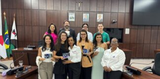 Encontro em João Monlevade debate impactos da fibromialgia e orienta participantes sobre direitos e cuidados