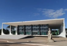 STF determina devolução de penduricalhos pagos a sete tribunais