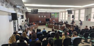 Fiscalização em escolas expõe denúncias sobre merenda, câmeras em banheiros e gestão de pessoal em João Monlevade