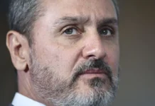 Mendonça determina afastamento de diretor-geral da PF, Andrei Rodrigues