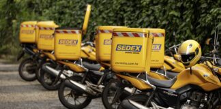 Trabalhadores dos Correios entram em greve por tempo indeterminado em todo o país